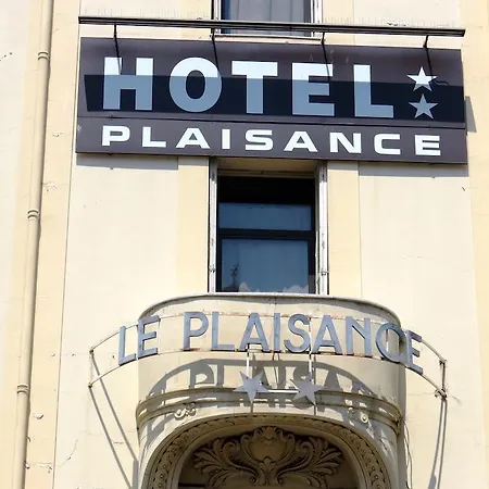Plaisance 2*