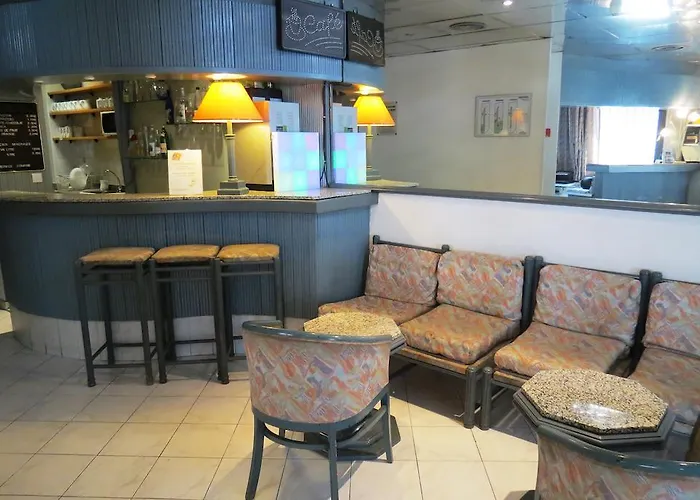 Plaisance Hotel 2*